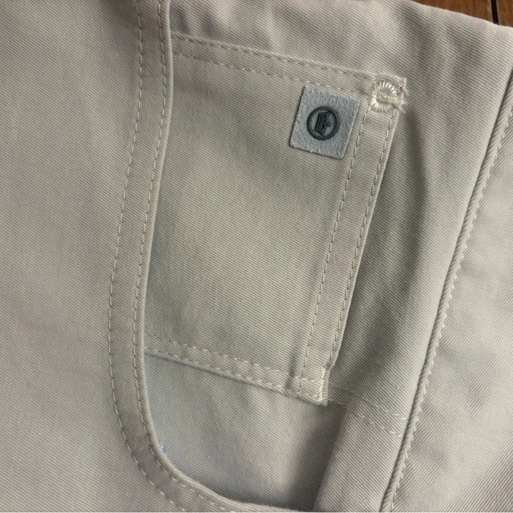 Peter Millar Beige Classic Chino Pants EB66